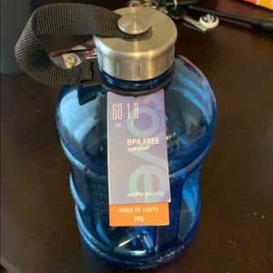 Water bottle
